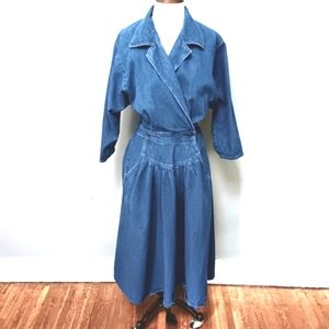 Vintage 90s denim, basque waist, snap wrap maxi dress. VENEZIA. Sz. 9 30" Waist